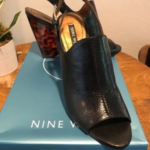 Nine West Black Tobago translucent tortoise wdge.